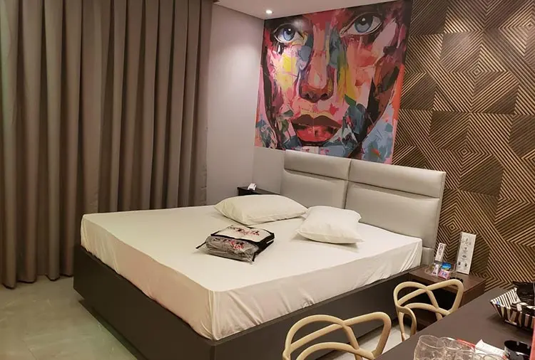Guia Prático para a Primeira Vez no Motel: O Que Você Precisa Saber